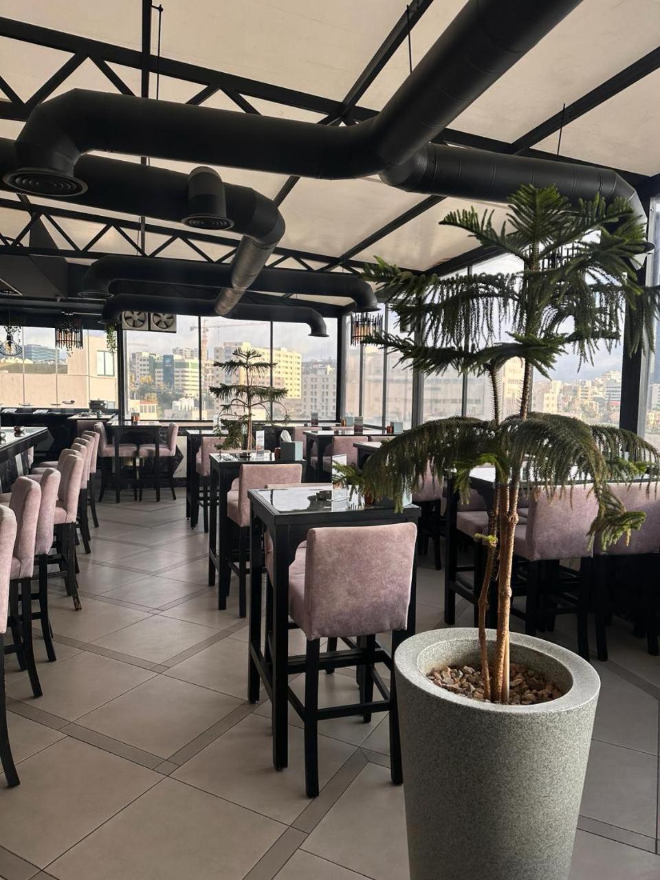 Post Hotel Amman Zewnętrze zdjęcie