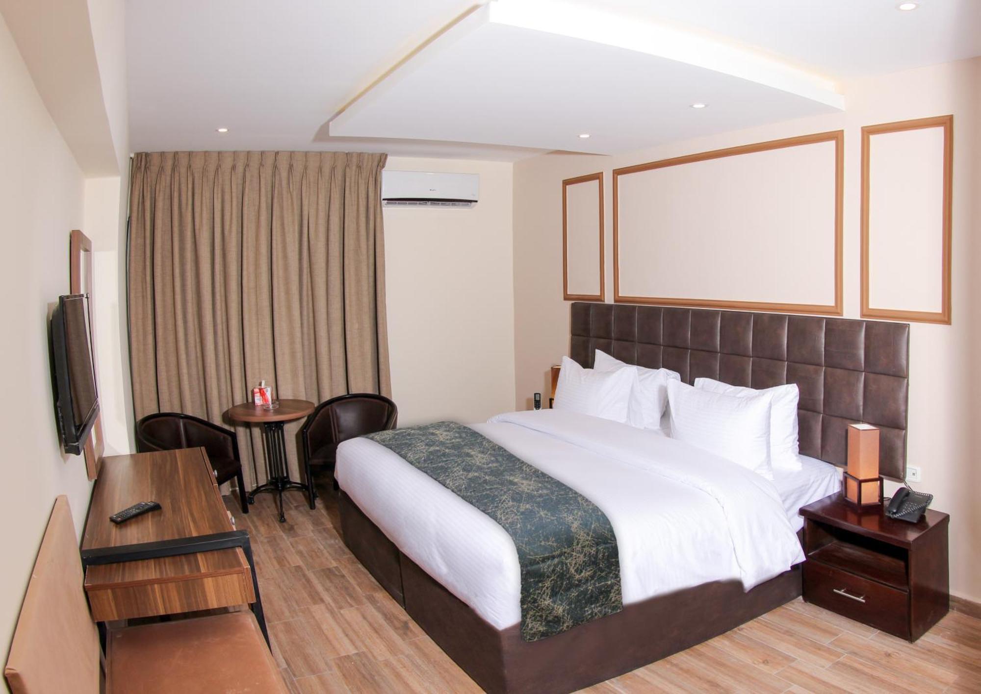 Post Hotel Amman Zewnętrze zdjęcie