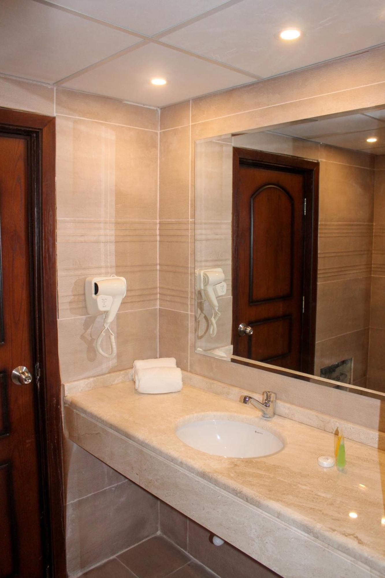 Post Hotel Amman Zewnętrze zdjęcie