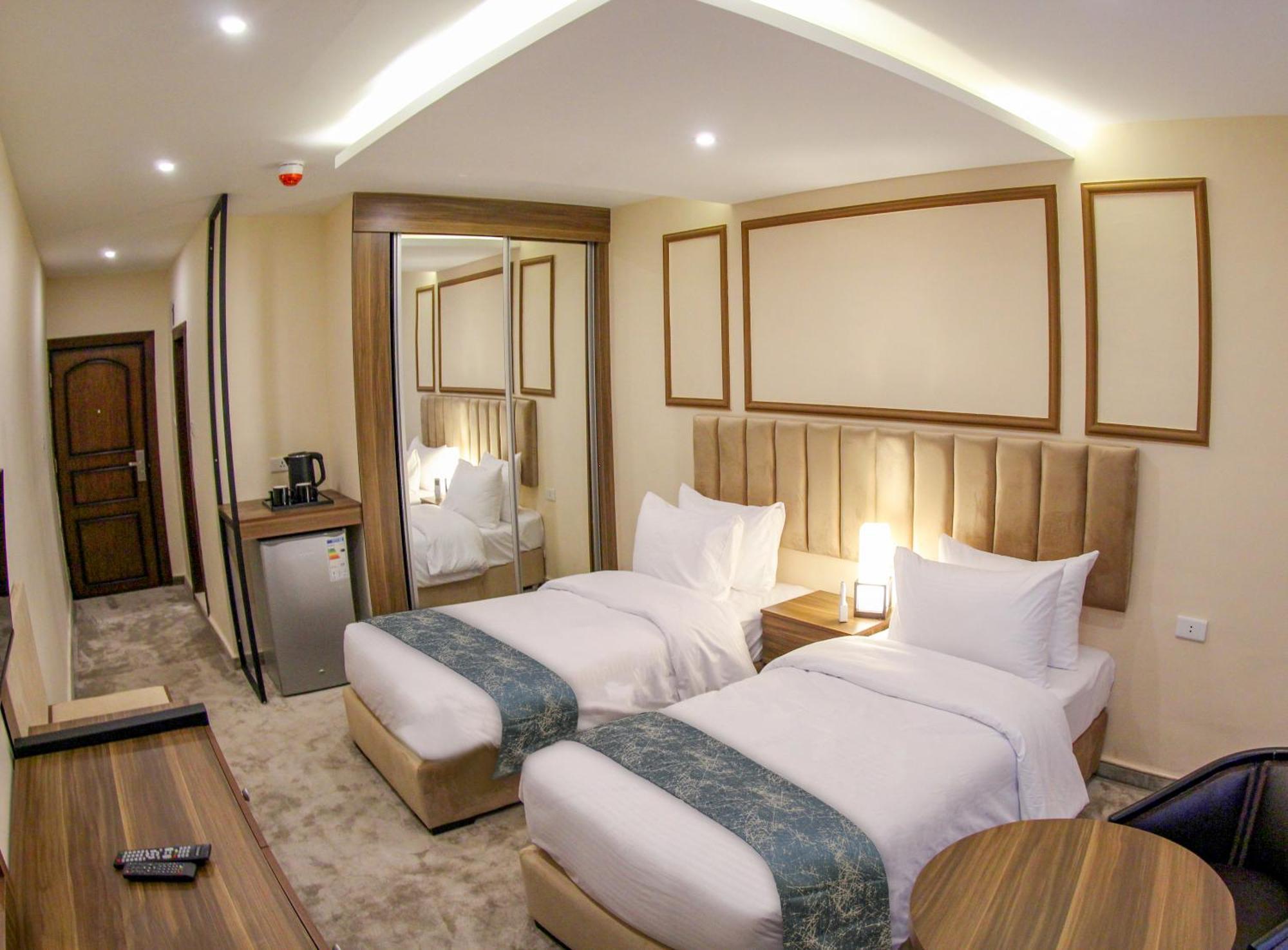 Post Hotel Amman Zewnętrze zdjęcie