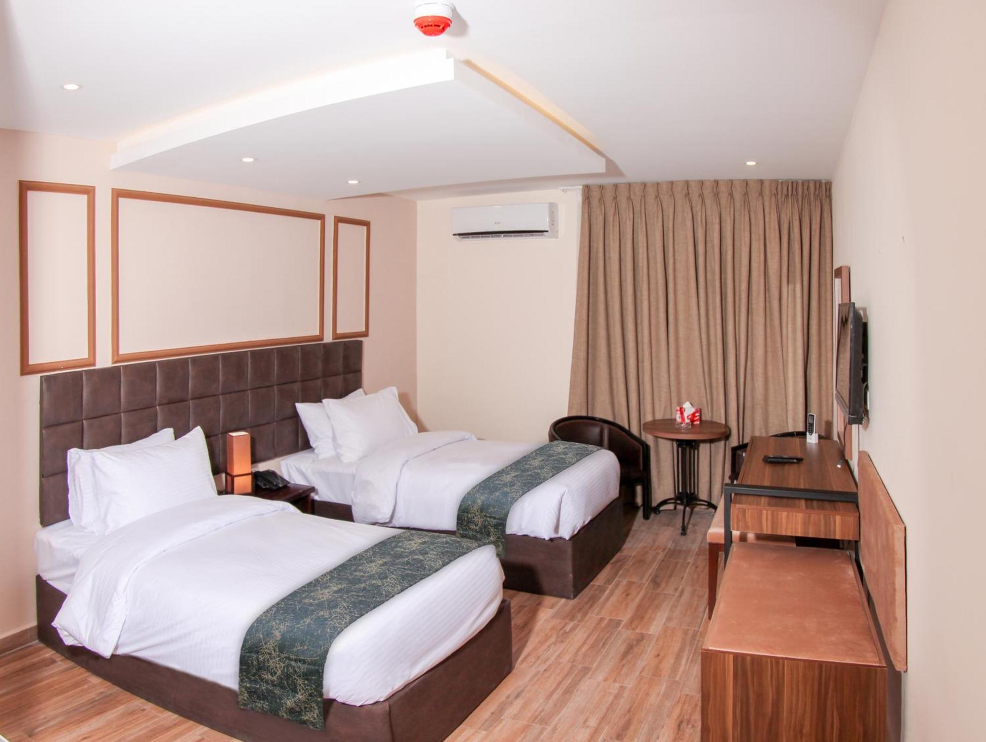 Post Hotel Amman Zewnętrze zdjęcie